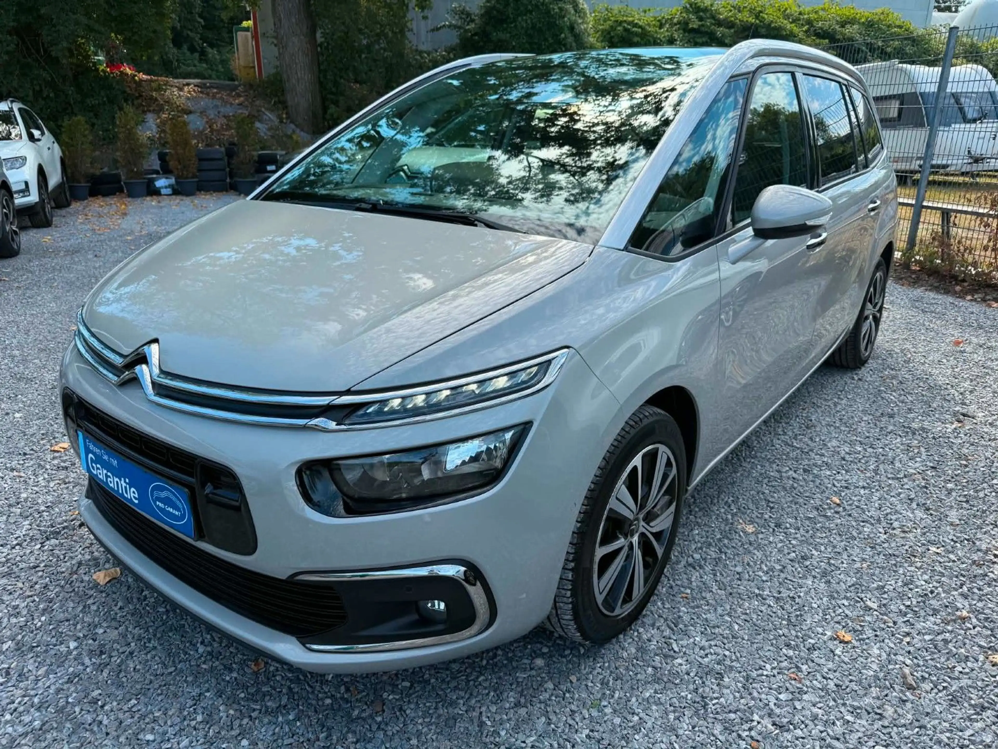 Citroen Grand C4 Picasso 1.6 THP 165 PS*7 Sitzer*Leder*