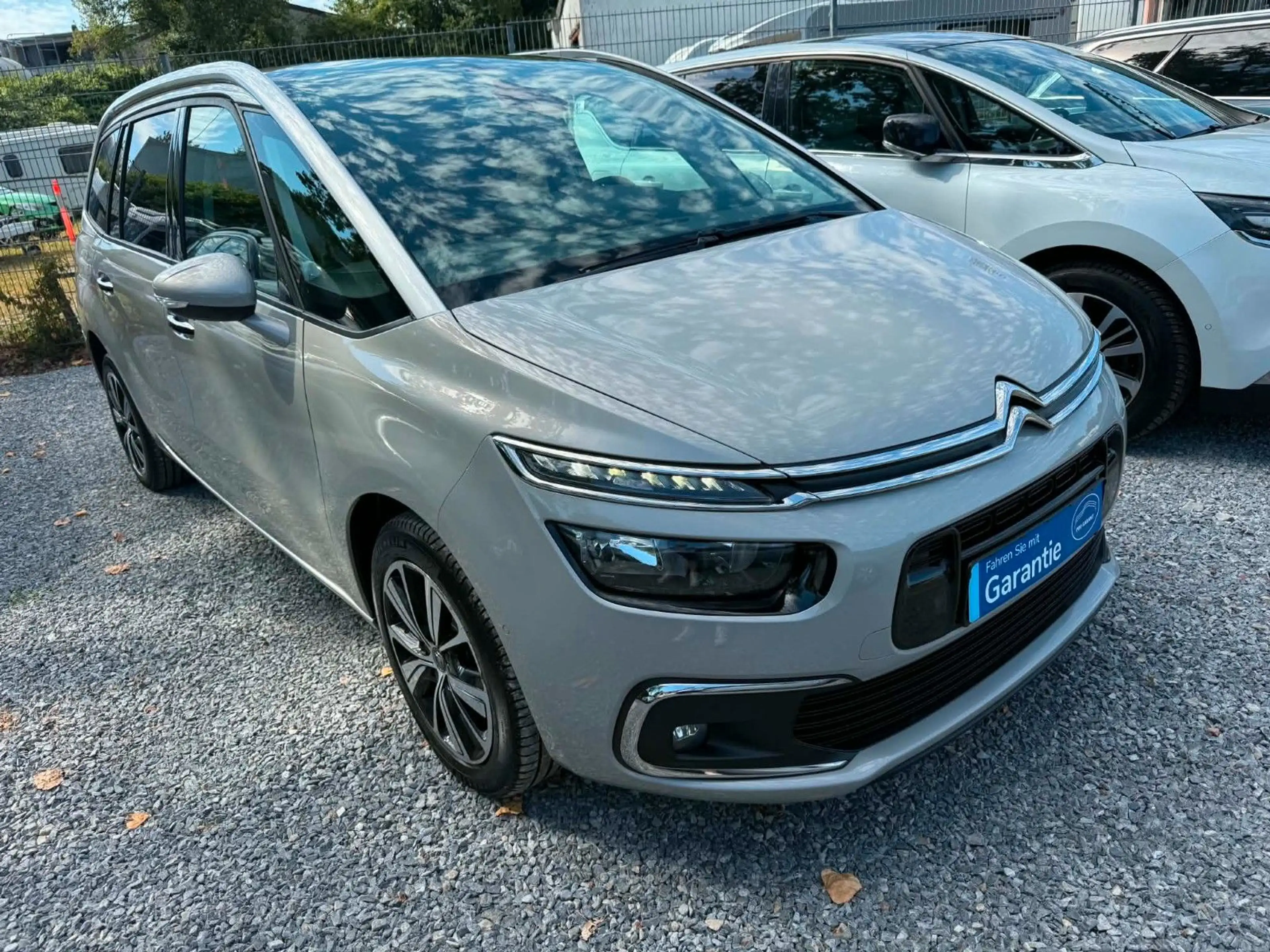 Citroen Grand C4 Picasso 1.6 THP 165 PS*7 Sitzer*Leder* — photo 2