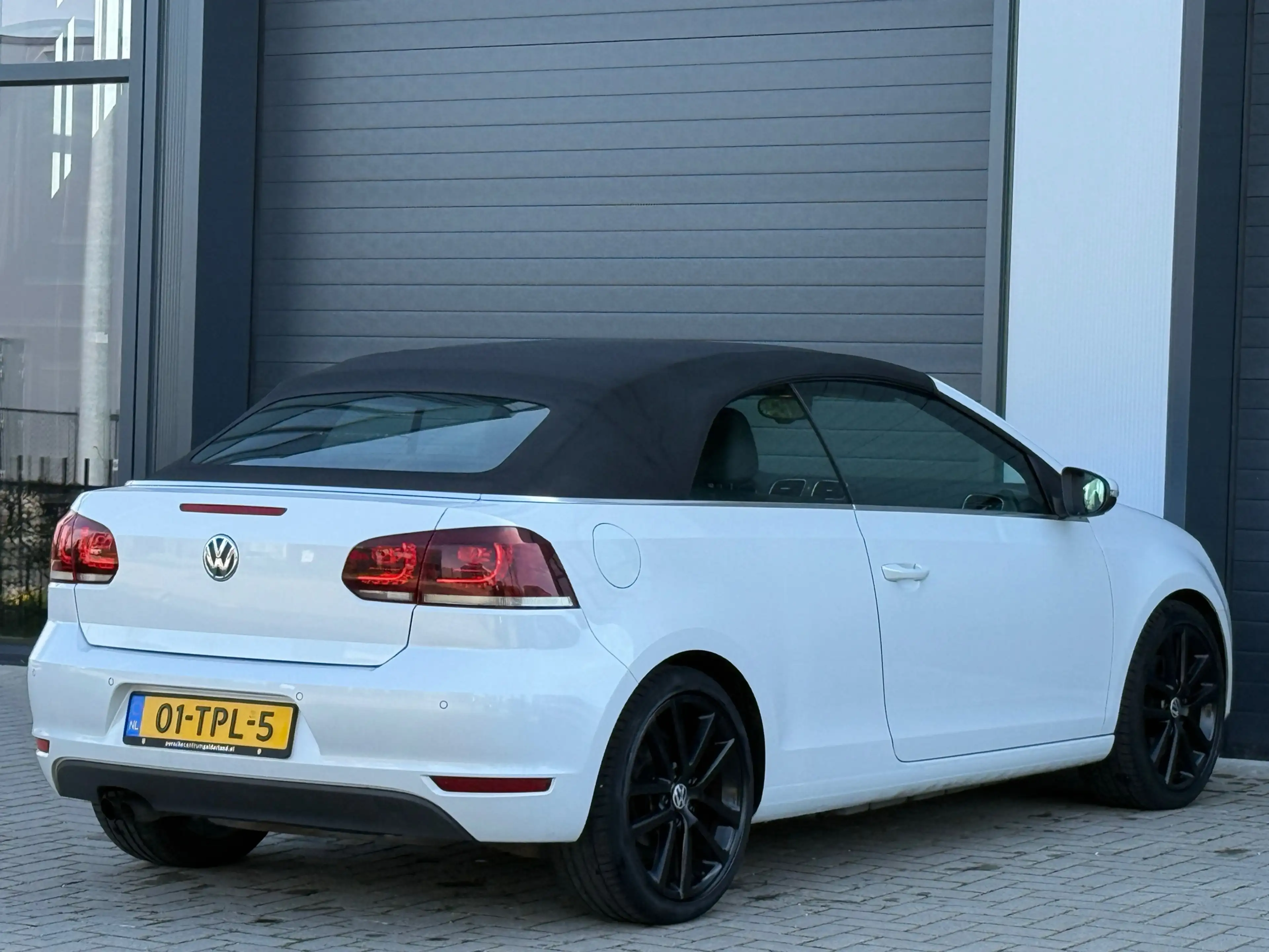 Volkswagen Golf Cabriolet 1.4 TSI / AUTOMAAT / PARELMOER WIT — photo 15