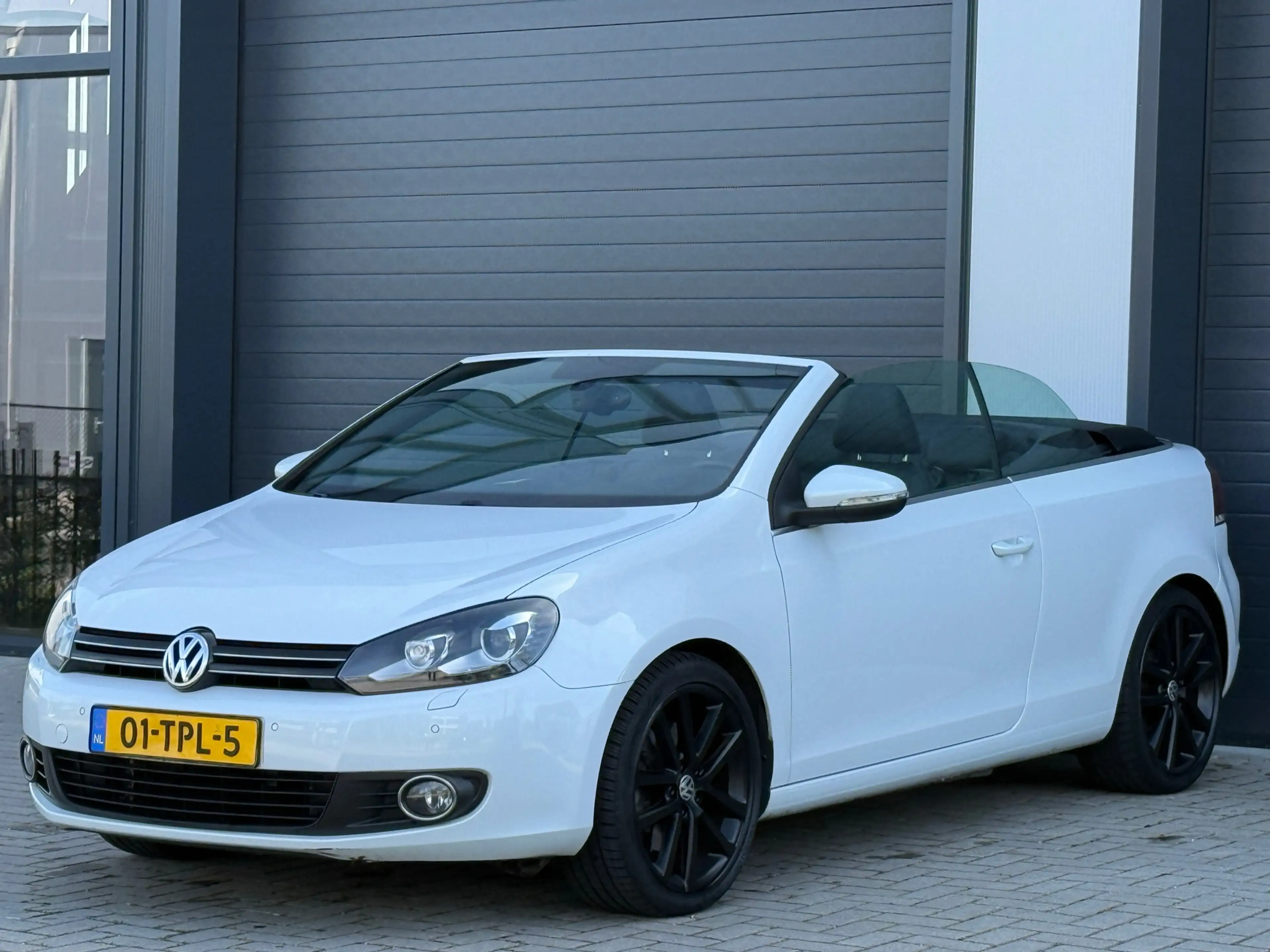 Volkswagen Golf Cabriolet 1.4 TSI / AUTOMAAT / PARELMOER WIT — photo 4