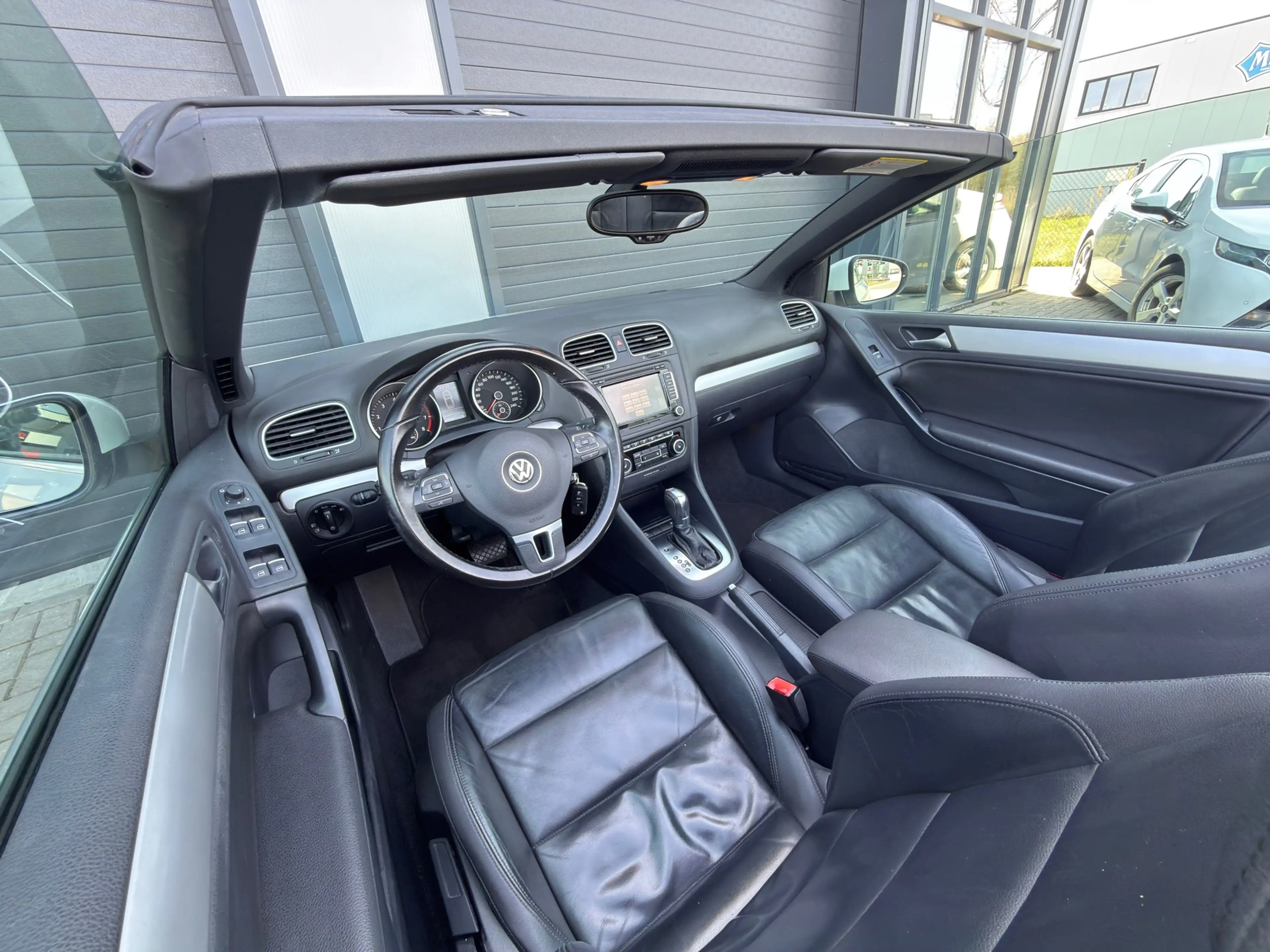 Volkswagen Golf Cabriolet 1.4 TSI / AUTOMAAT / PARELMOER WIT — photo 11