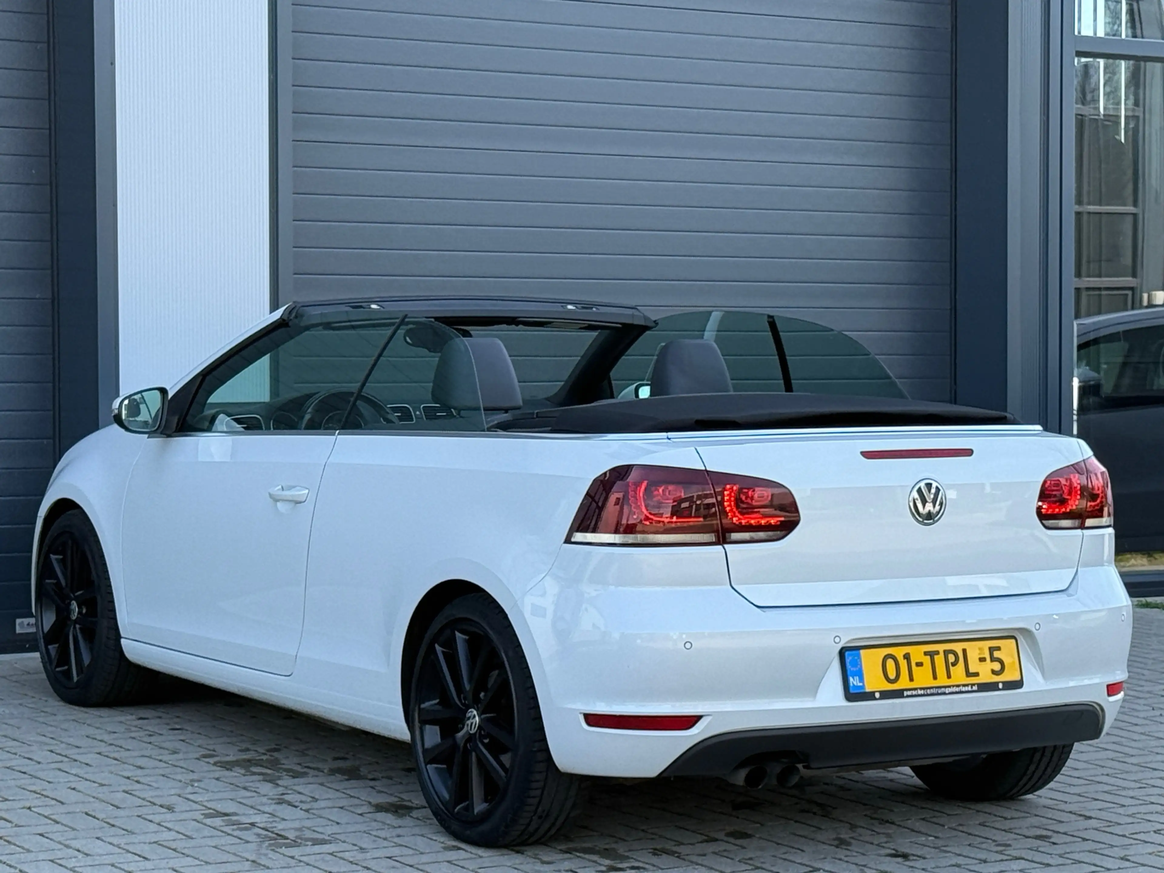 Volkswagen Golf Cabriolet 1.4 TSI / AUTOMAAT / PARELMOER WIT — photo 10