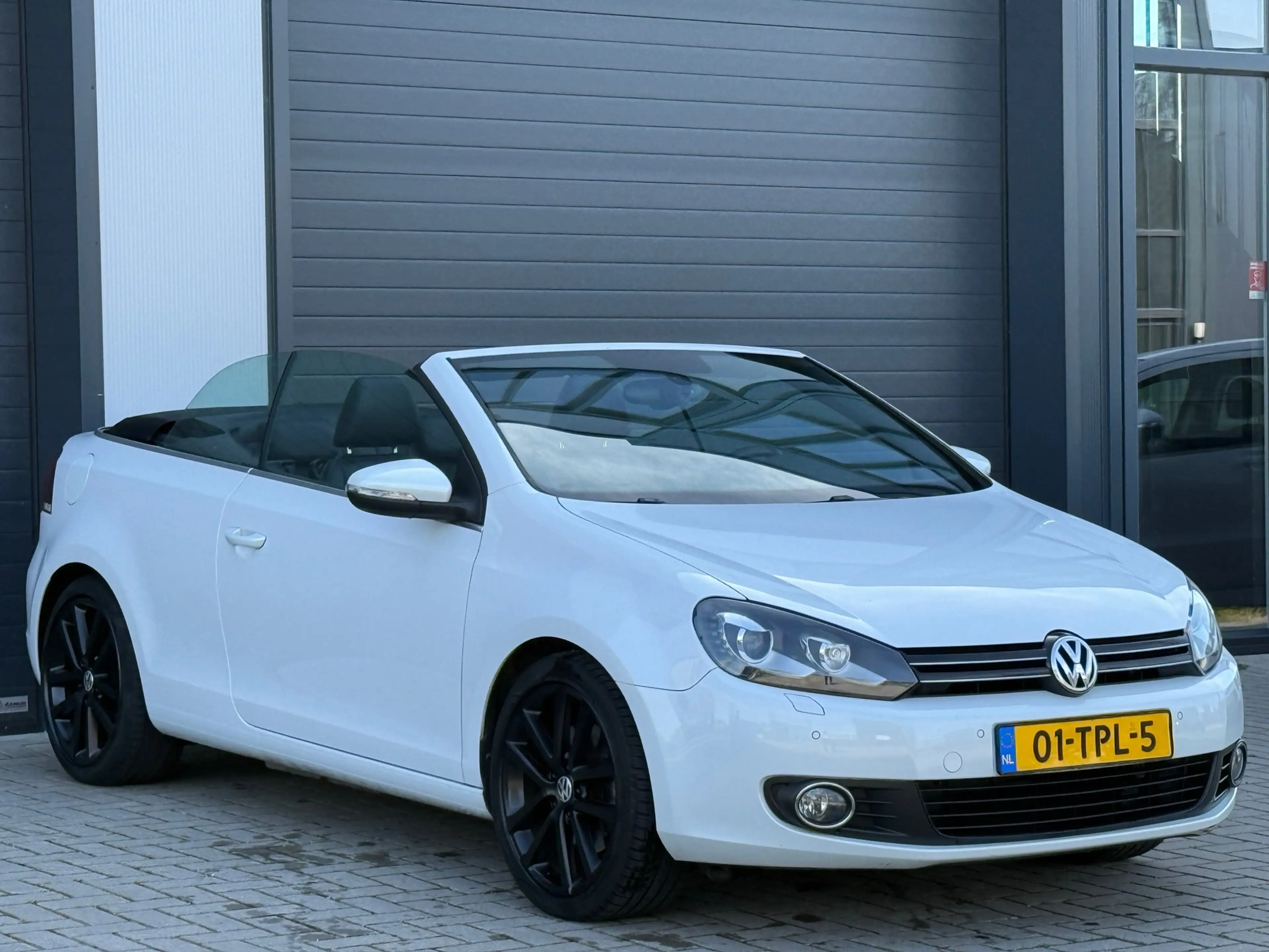 Volkswagen Golf Cabriolet 1.4 TSI / AUTOMAAT / PARELMOER WIT — photo 9