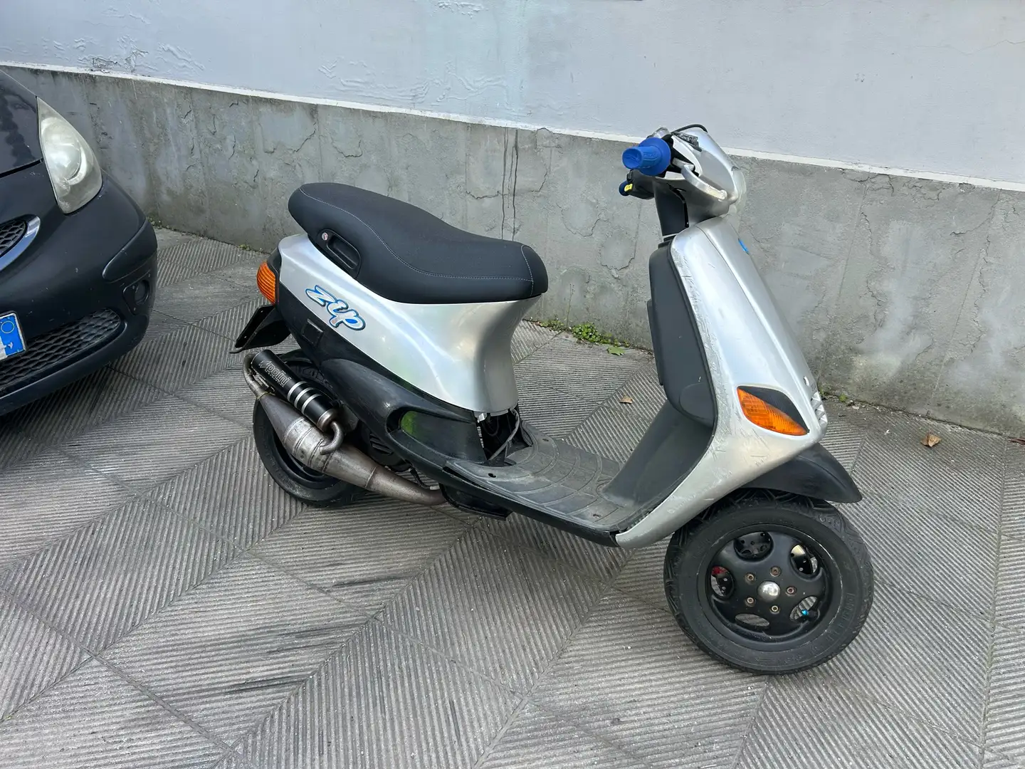 Piaggio Zip 50 FASTRIDER Argento - 2