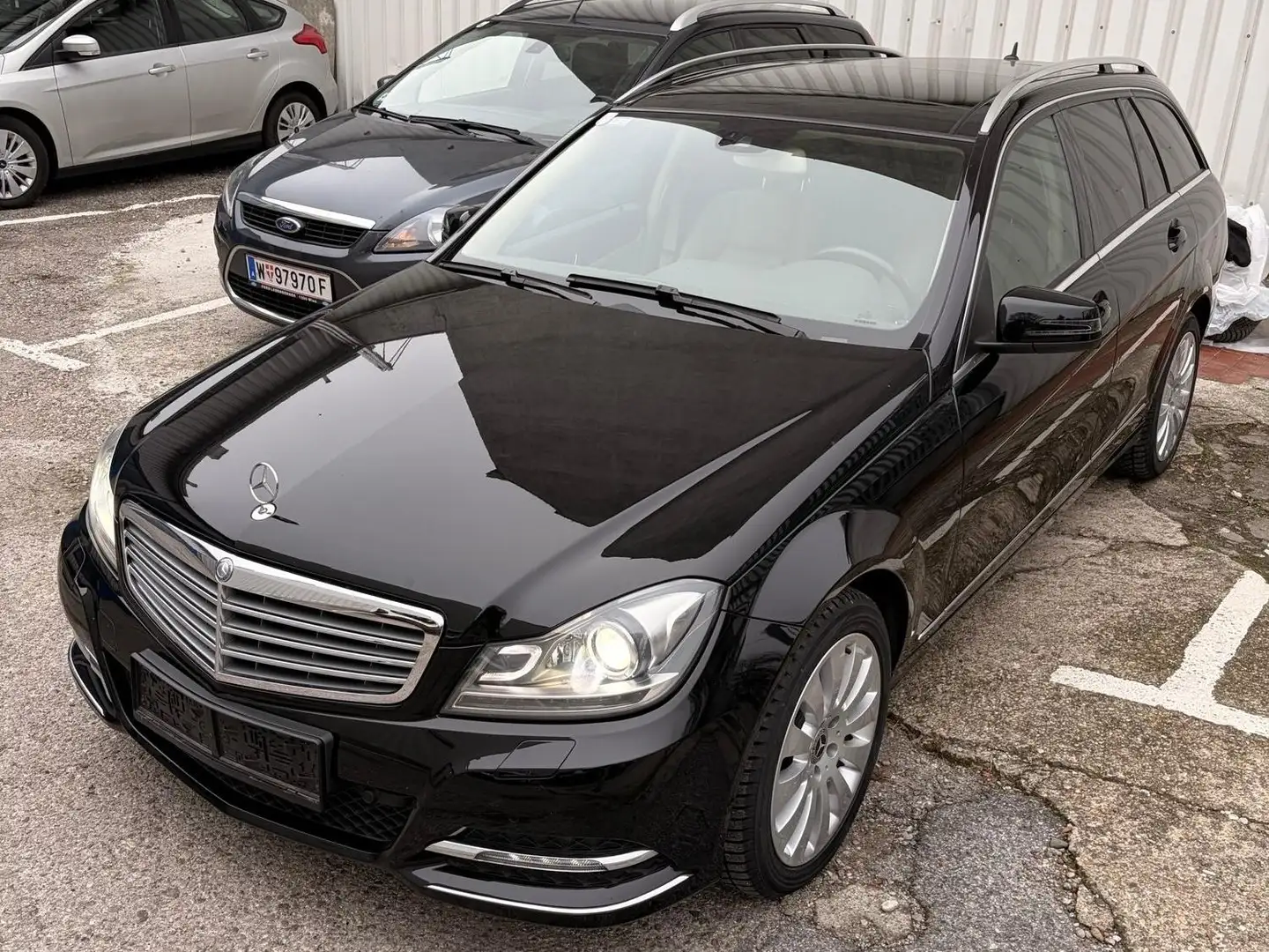 Mercedes-Benz C 220 C 220 T Elegance A-Edition CDI Aut. Schwarz - 1