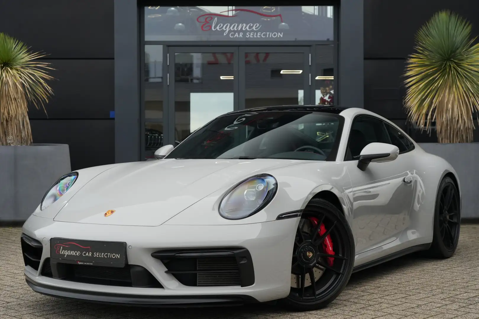 Porsche 992 3.0 Carrera GTS 480pk Panoramadak/BOSE/SportChrono Grijs - 1