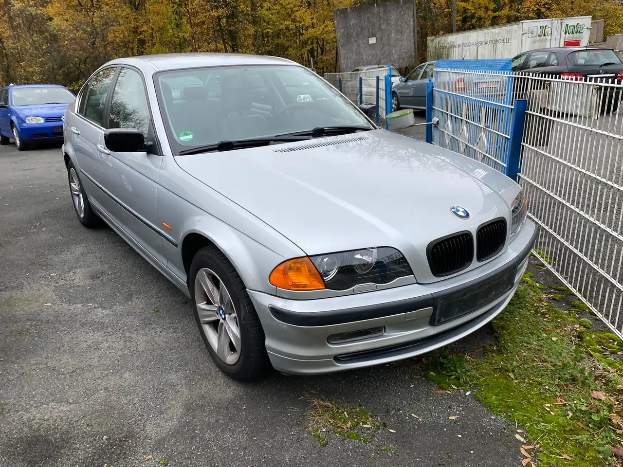 BMW 320 3er 320i, foto 1