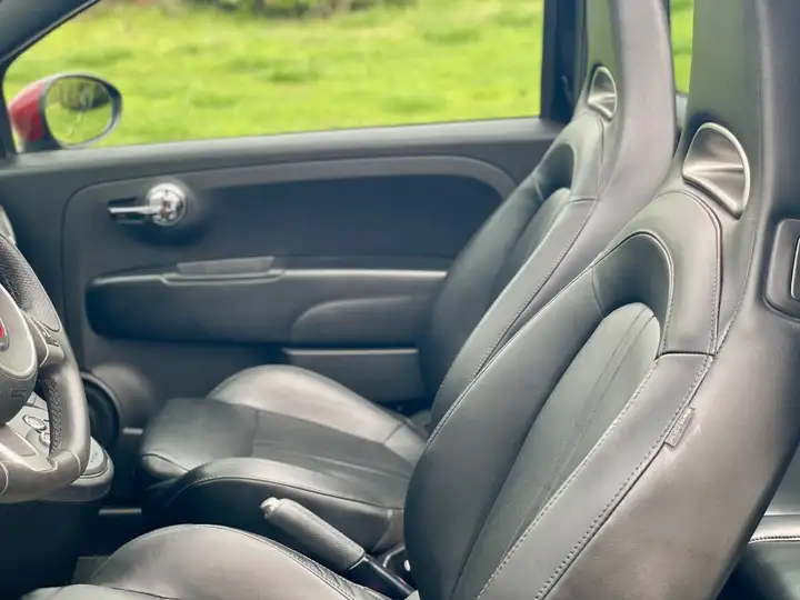 Abarth 595C 2016, foto 15