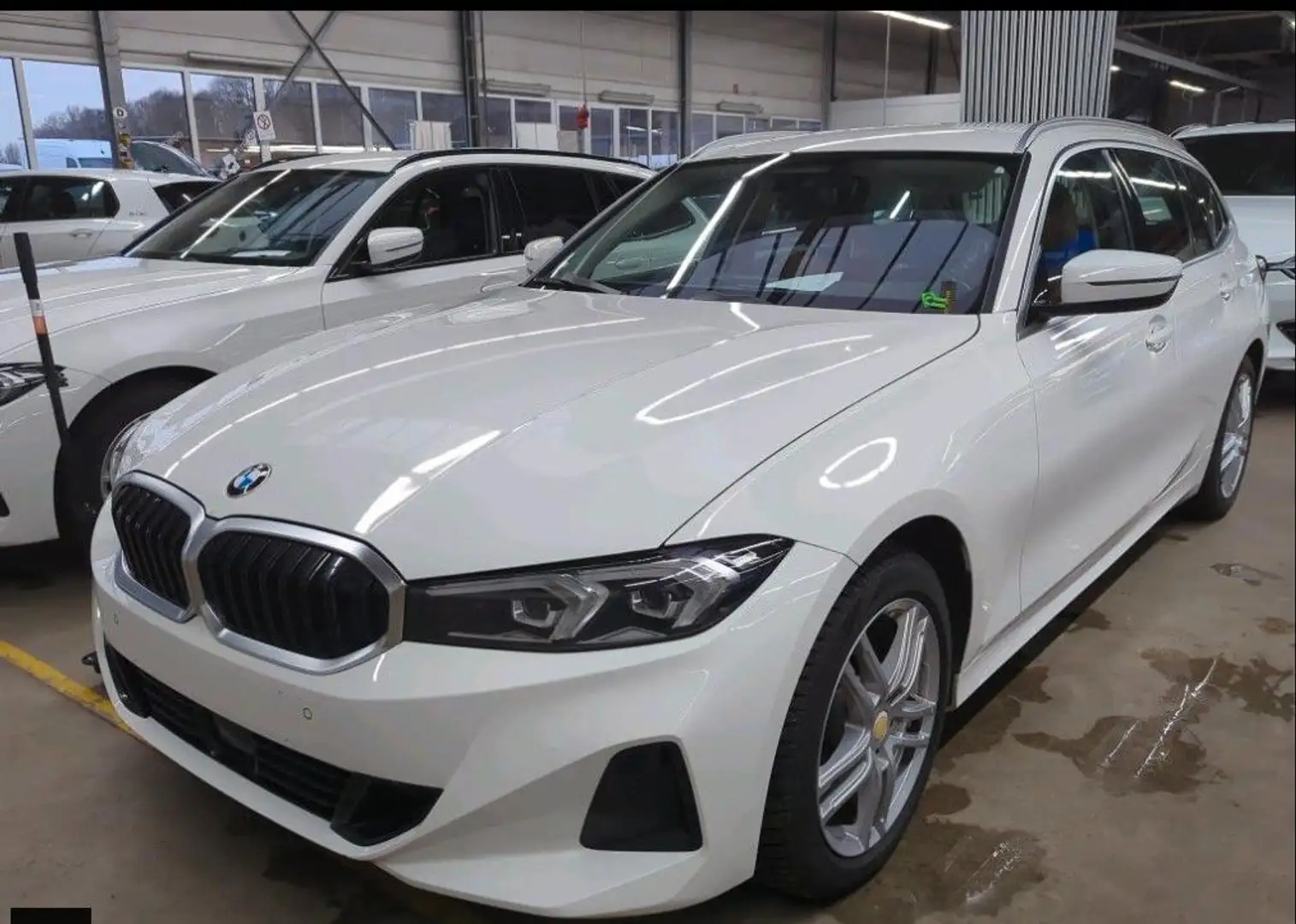 BMW 320 Touring 320 d xD/Wide/FACELIFT/LED/ACC/21700Nett Blanc - 1