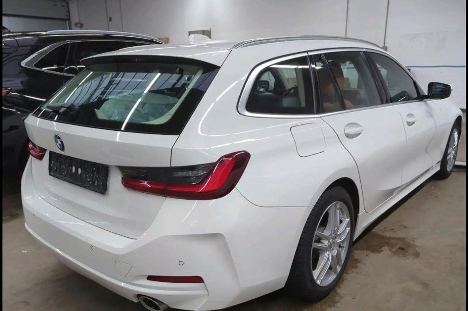 BMW 320 Touring 320 d xD/Wide/FACELIFT/LED/ACC/21700Nett Blanc - 2