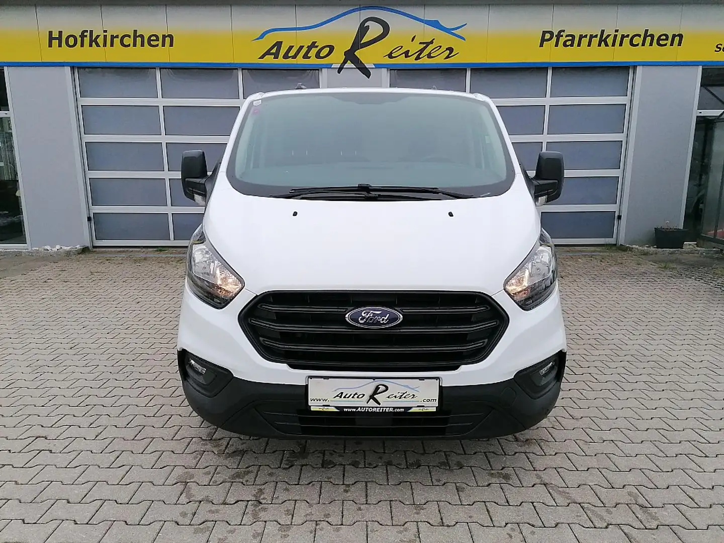 Ford Transit Custom Kasten 2,0 L1H1 260 Weiß - 2