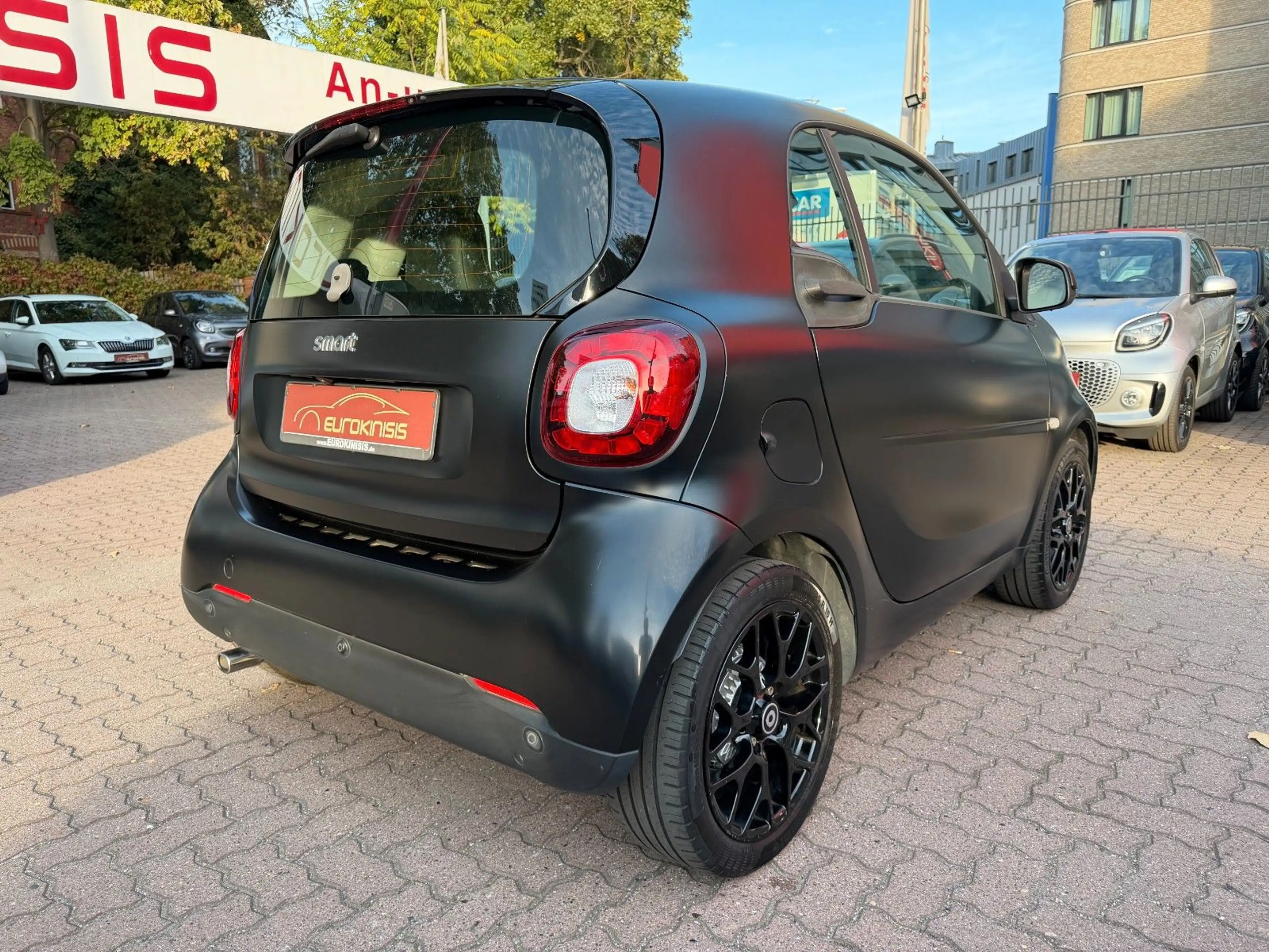 smart forTwo fortwo 66kW DCT prime SPORT*PANO*NAV*SHZ*KAM — photo 15