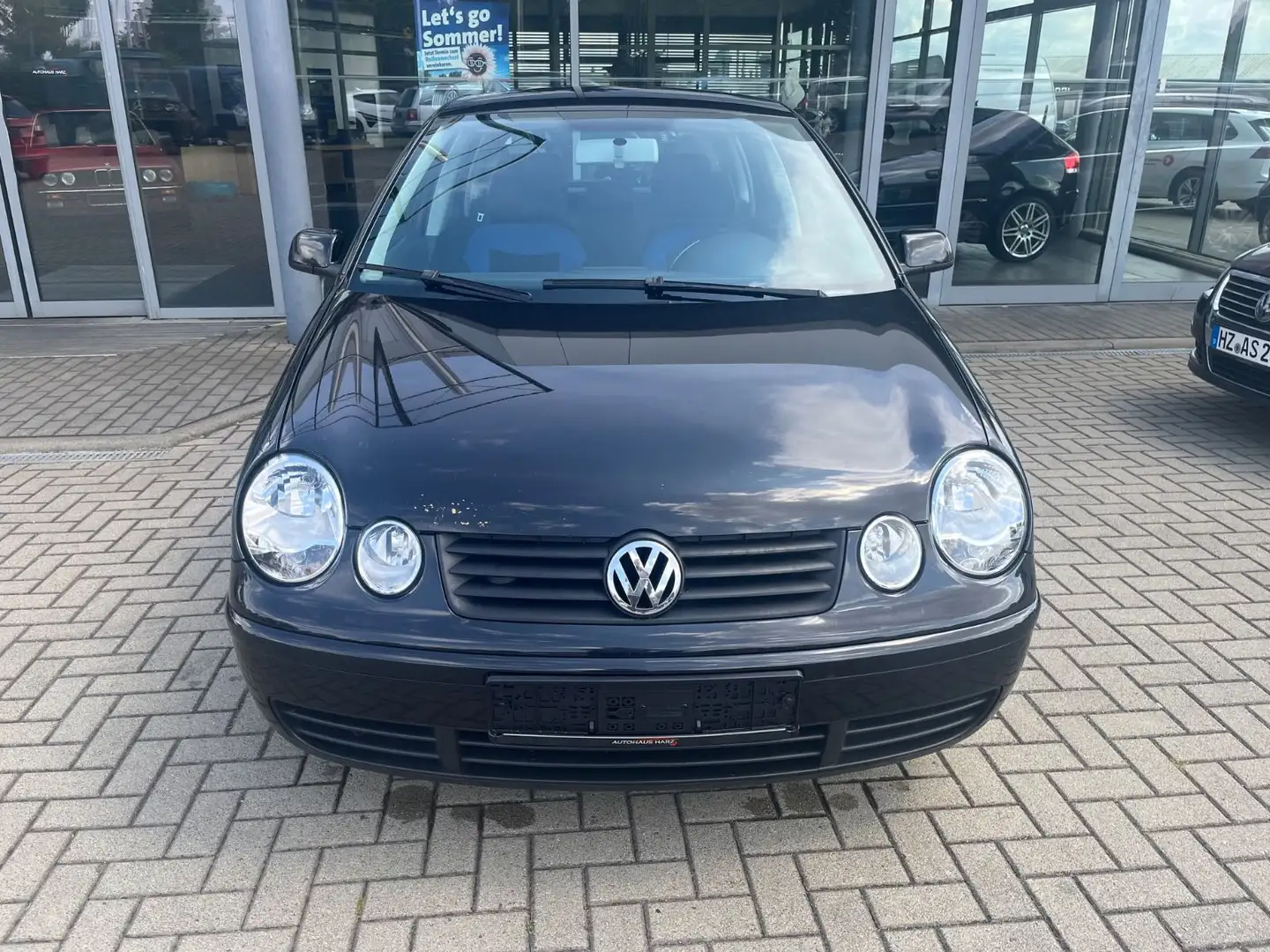 Volkswagen Polo IV Basis KLIMA /ALU/ HU04/2027 Zwart - 2