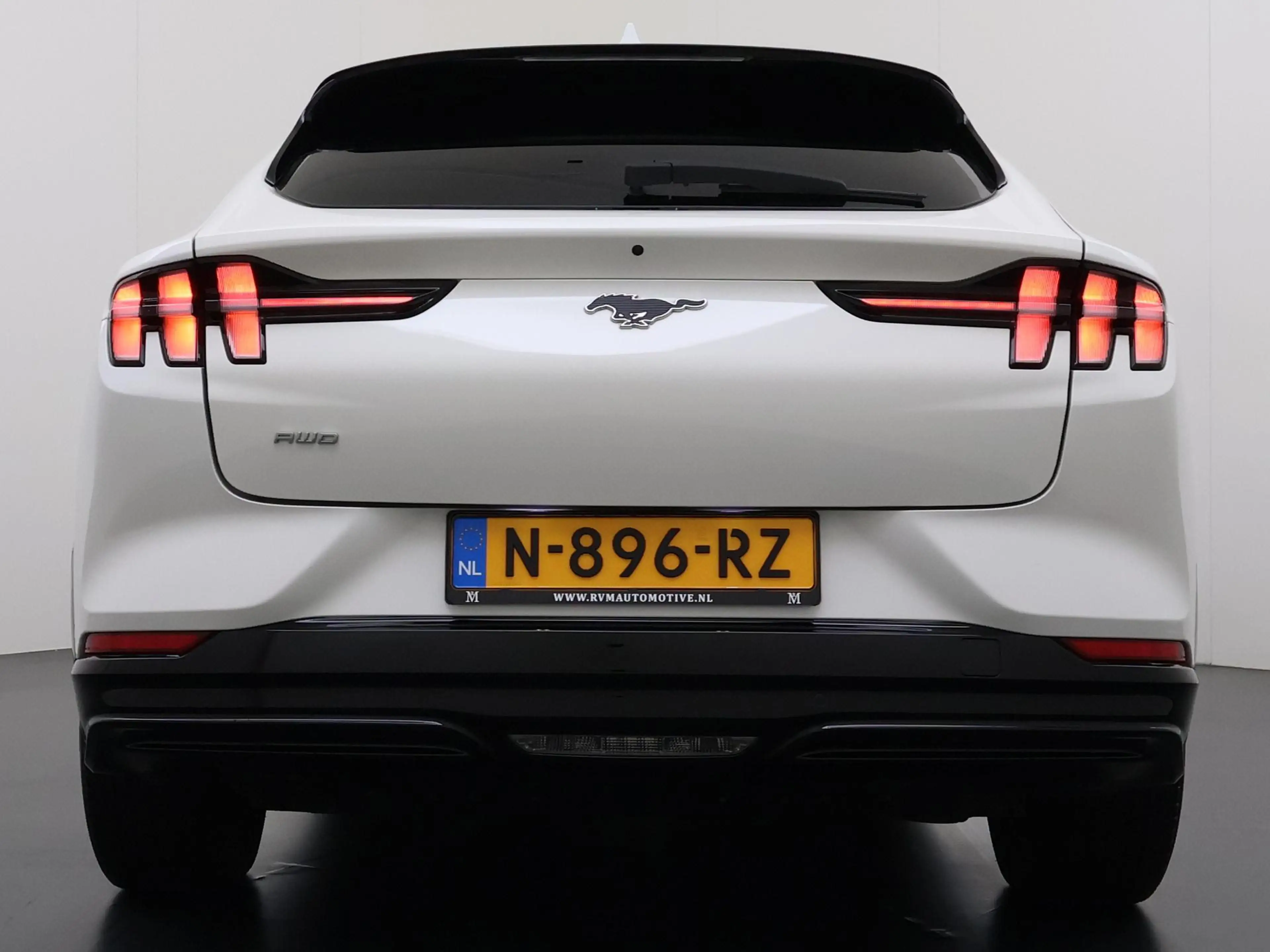 Ford Mustang Mach-E AWD 75 kWh SOH 93% ORIGINEEL NL AUTO MET NAP | B&O — photo 7