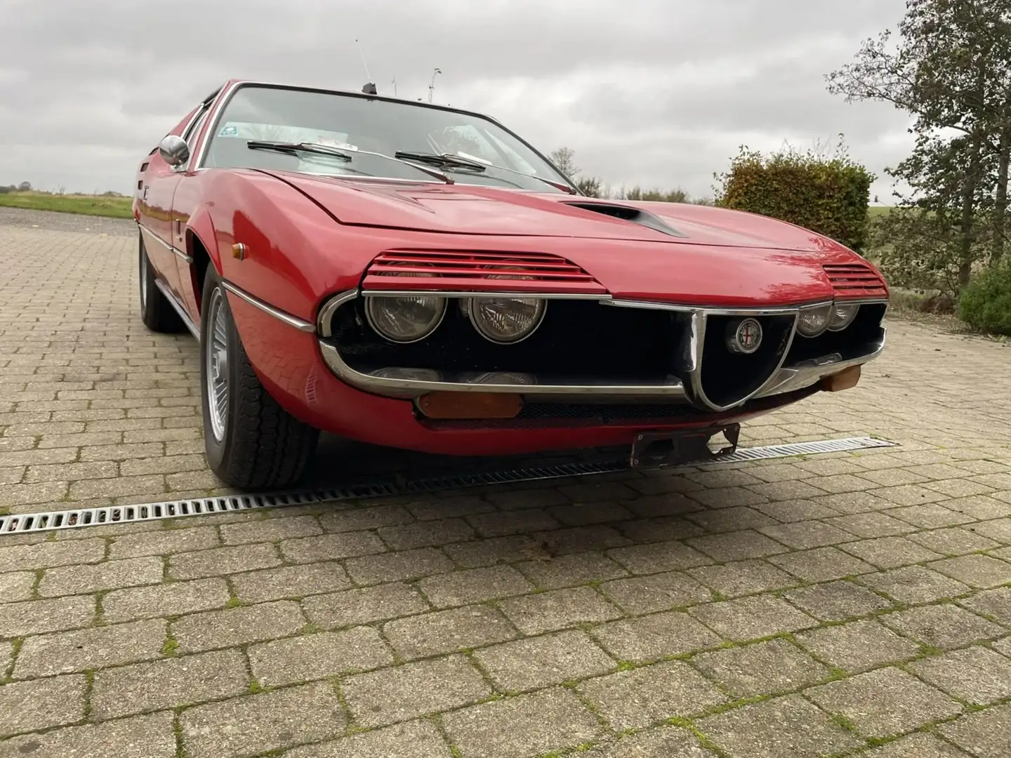 Alfa Romeo Montreal Rouge - 1