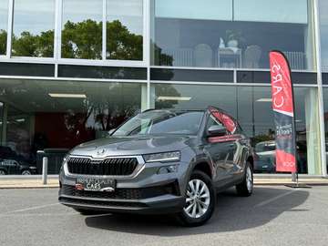 AUTOMAAT / CARPLAY / AIRCO / CAMERA / CRUISECONTROL / KEYLESS /