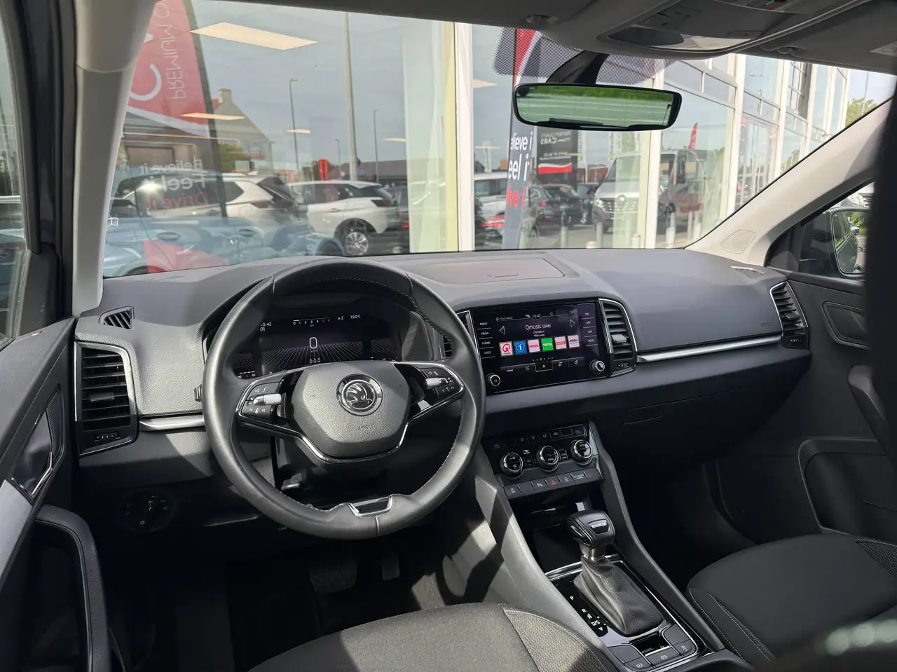 Skoda Karoq AUTOMAAT / CARPLAY / AIRCO / CAMERA / CRUISECONTROL / KEYLESS /, миниатюра 20