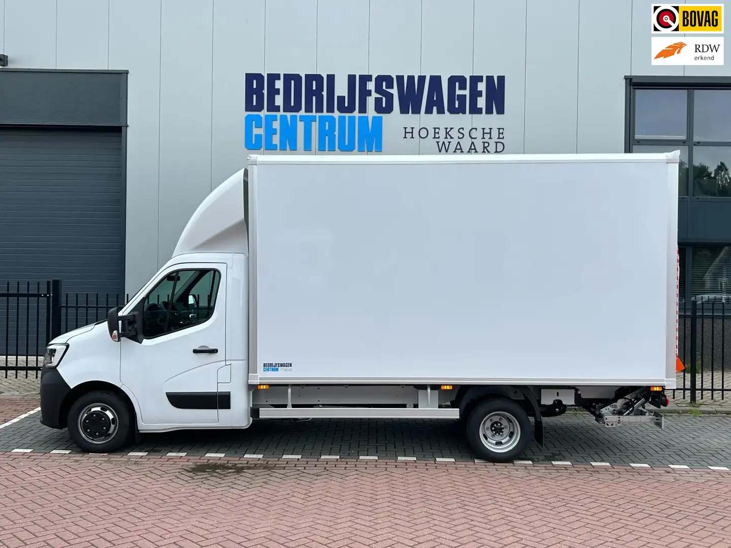 Renault Master 2.3dCi 165 DL Bakwagen met laadklep|Trekhaak 3500k Wit - 1