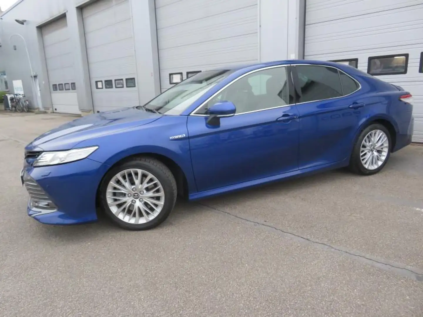 Toyota Camry Premium Blu/Azzurro - 2