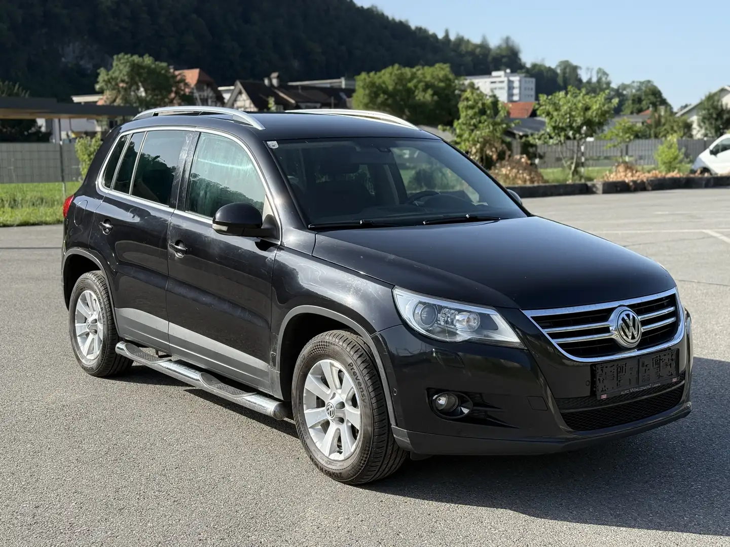 Volkswagen Tiguan 2,0 TDI DPF Allrad TÜV 10/25 + 4 - 1