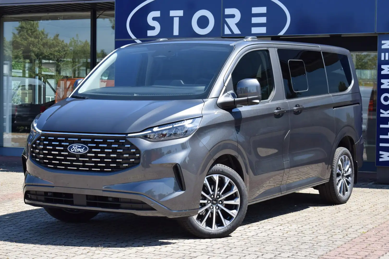 Ford Tourneo Custom L1H1 Titanium X 4x4 Top Ausstatt Grijs - 2