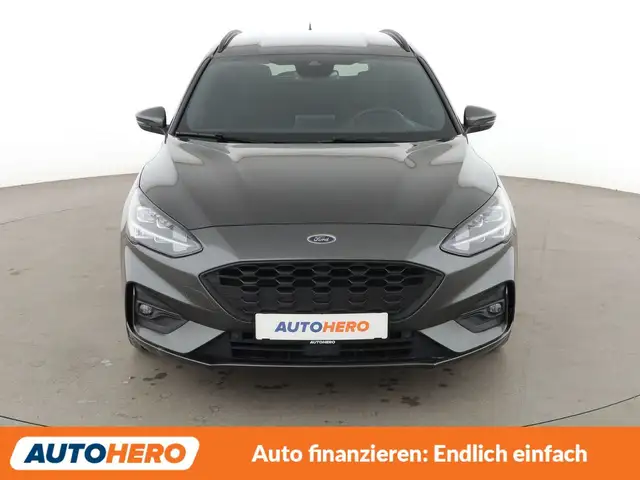 Ford Focus view 9