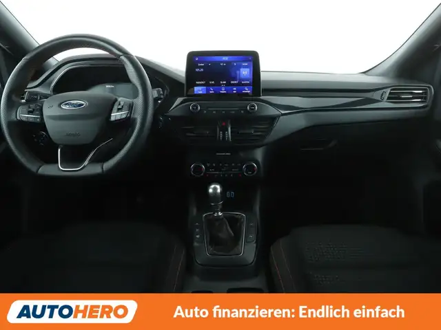 Ford Focus view 12
