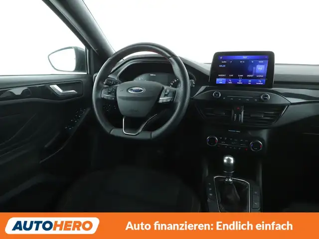 Ford Focus view 13
