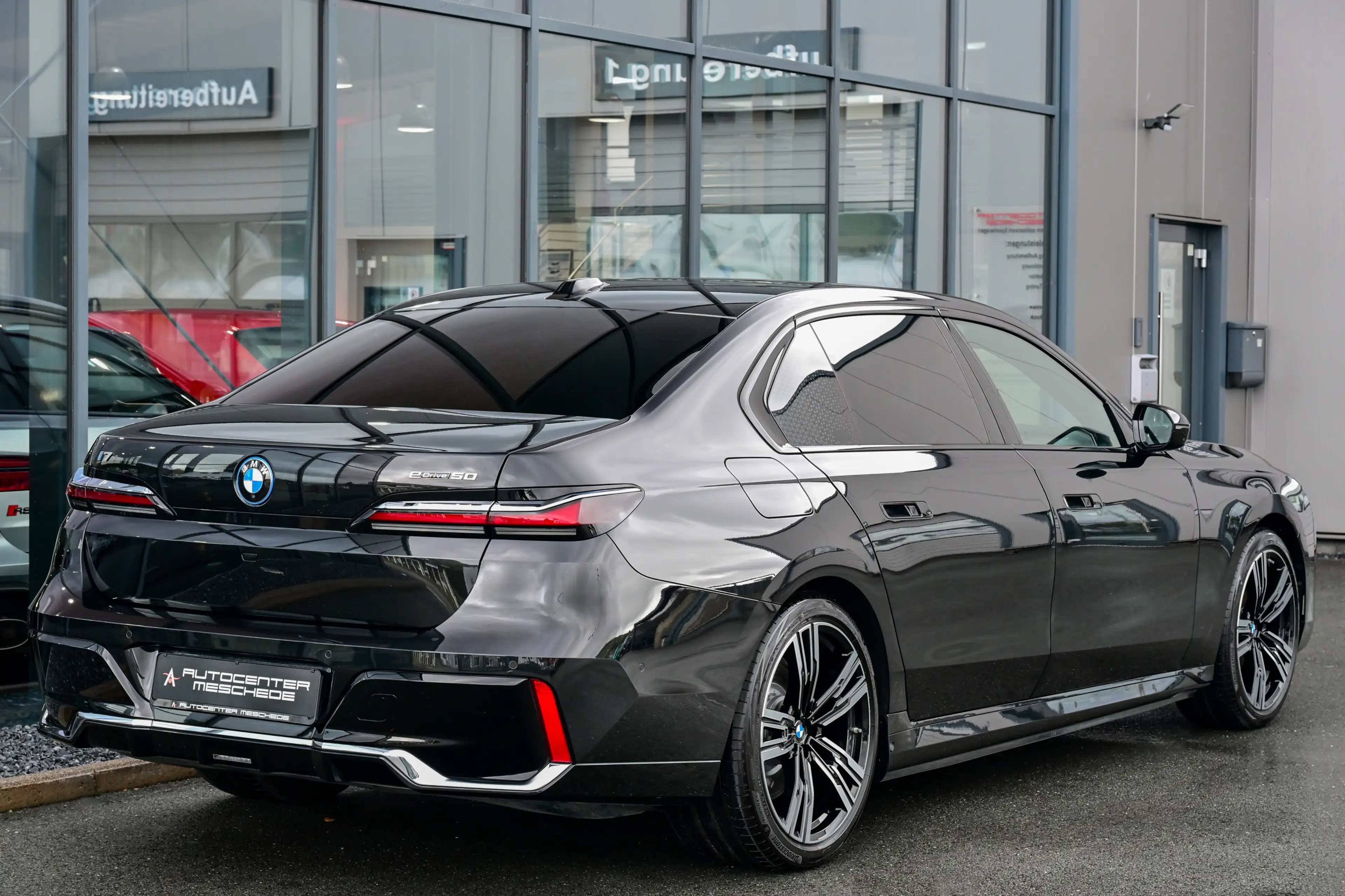 BMW i7 eDrive50 M Sport Connoisseur-Paket* Kristall* — photo 4