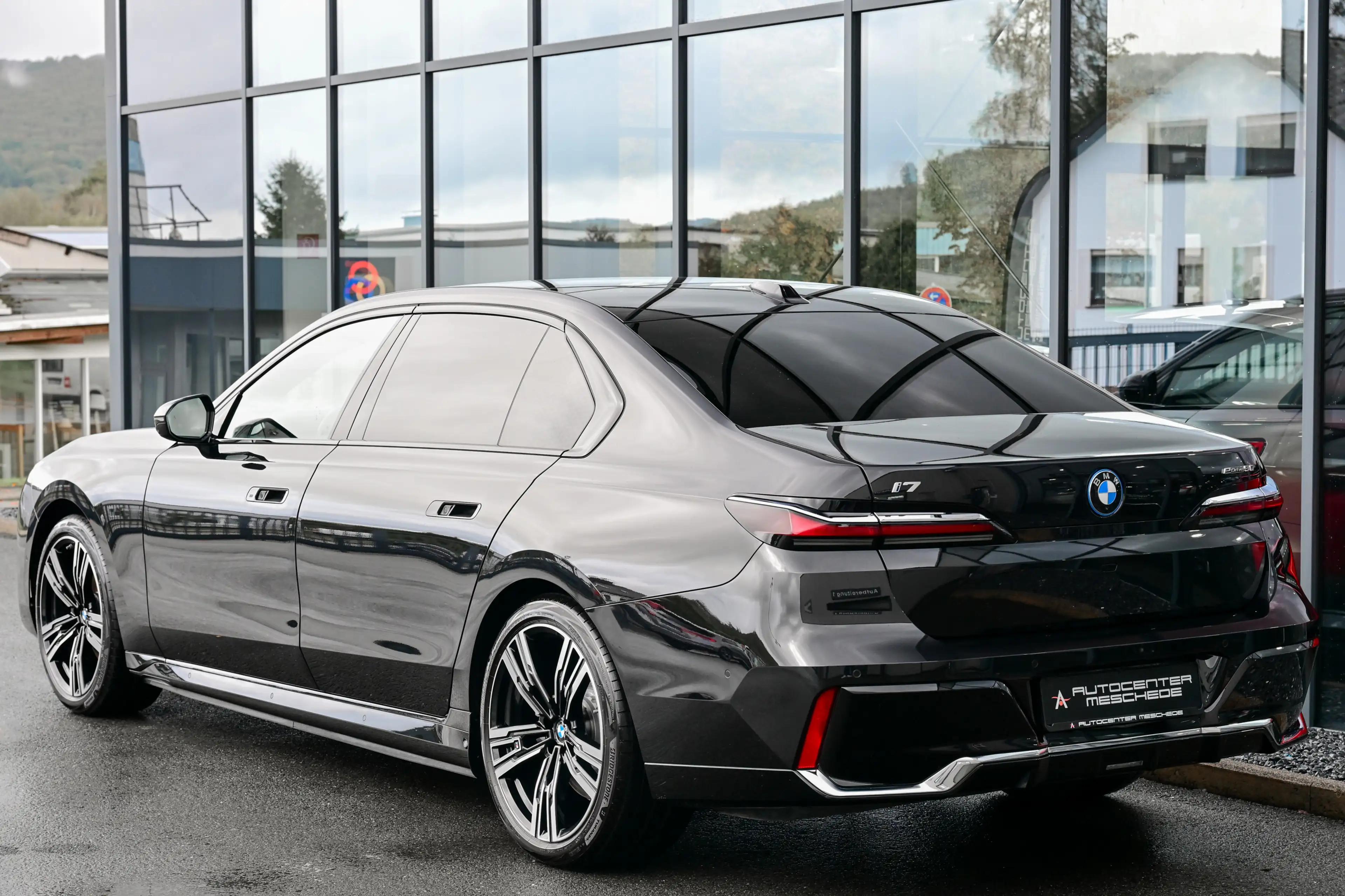 BMW i7 eDrive50 M Sport Connoisseur-Paket* Kristall* — photo 5