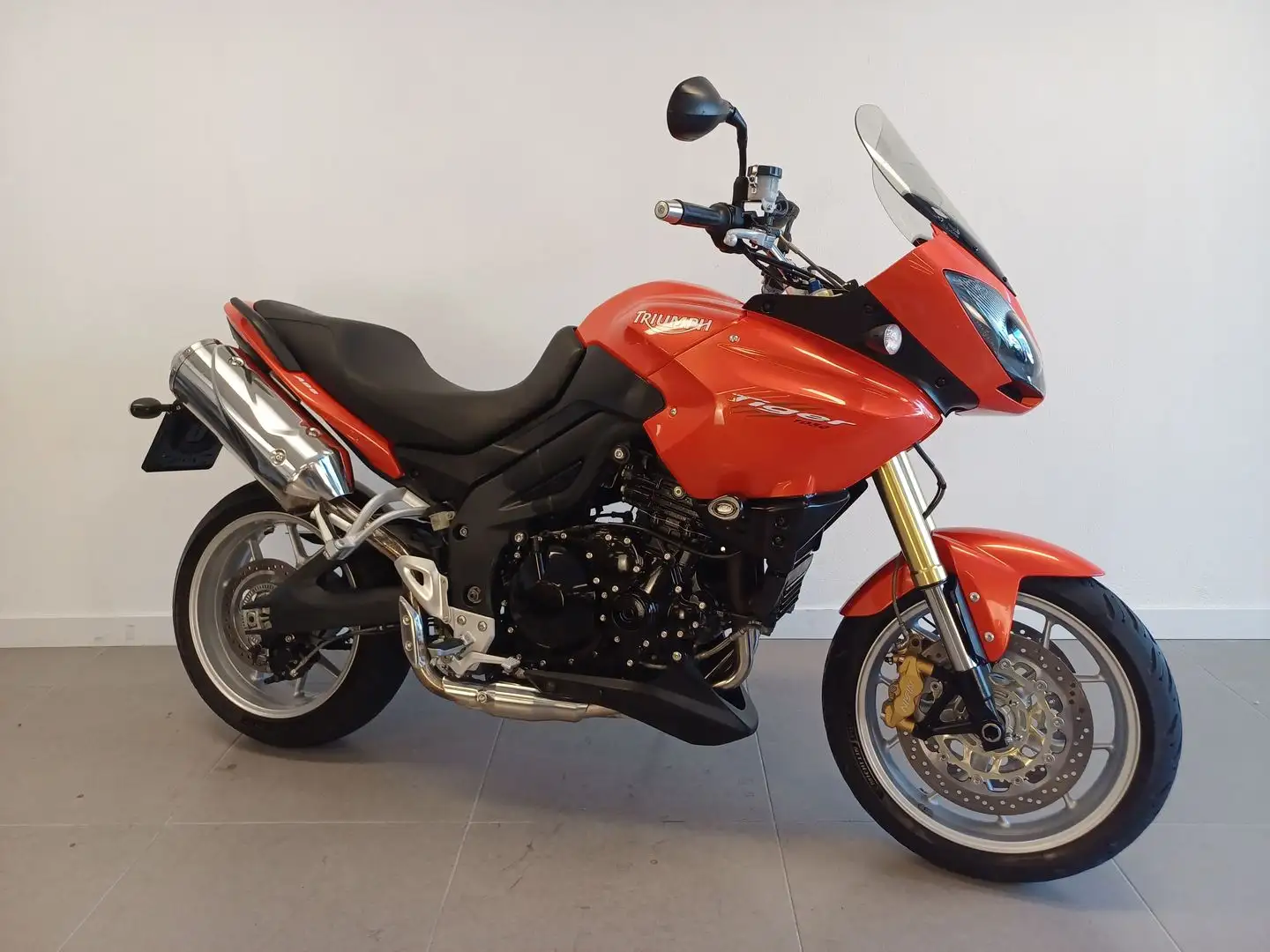 Triumph Tiger 1050 ABS Rood - 2