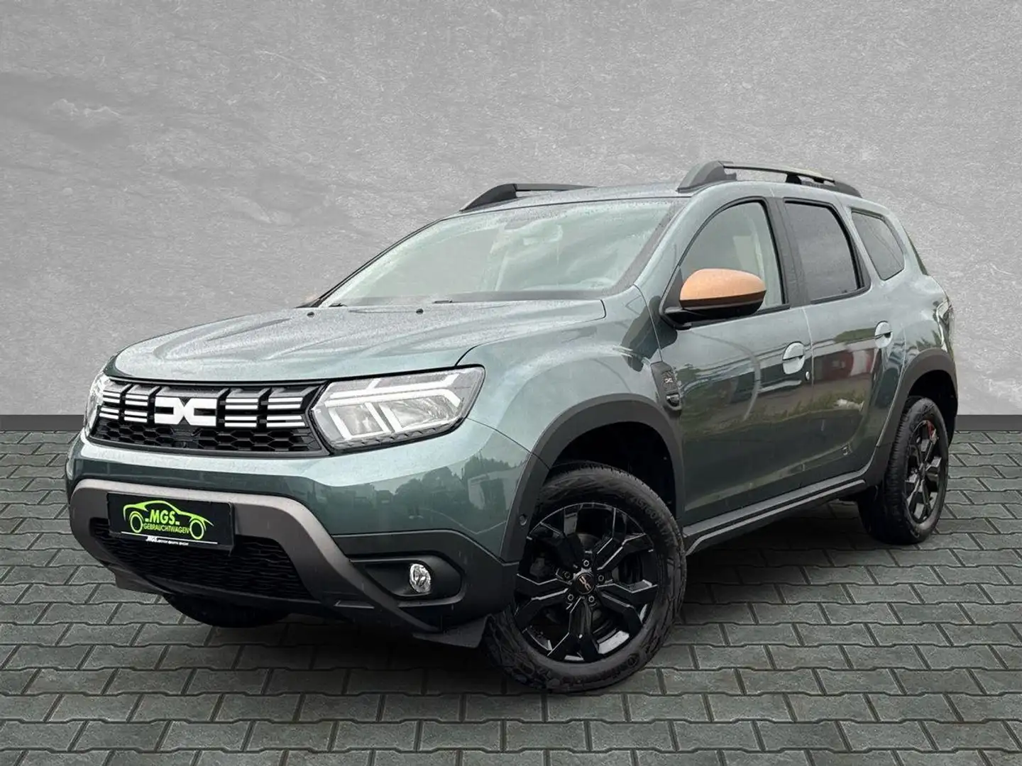 Dacia Duster Extreme 1.3 TCE KAT S&S #PDC #SHZ Vert - 1