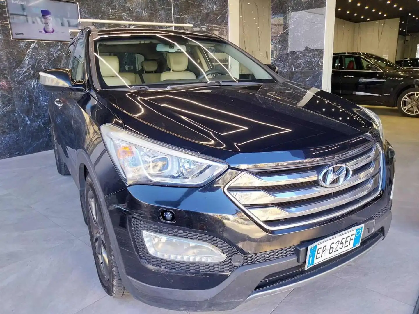 Hyundai SANTA FE 2.0 CRDi 4WD Comfort Nero - 2