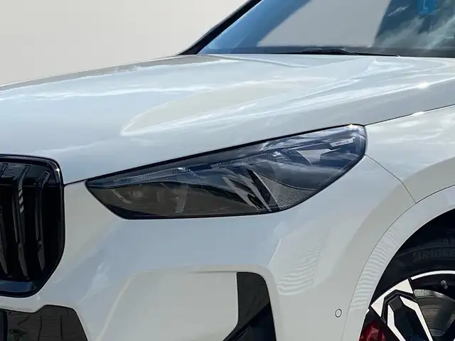 BMW X1 view 5