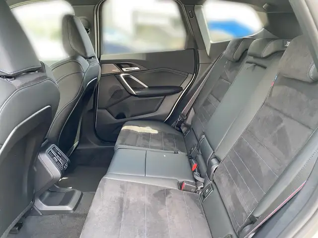 BMW X1 view 11