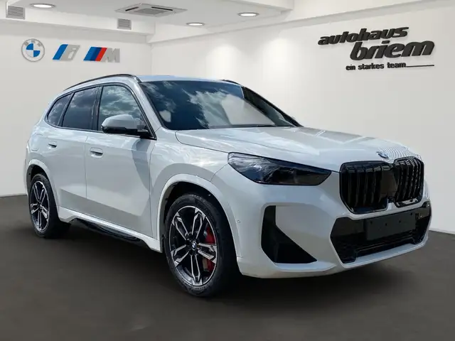 BMW X1 view 2