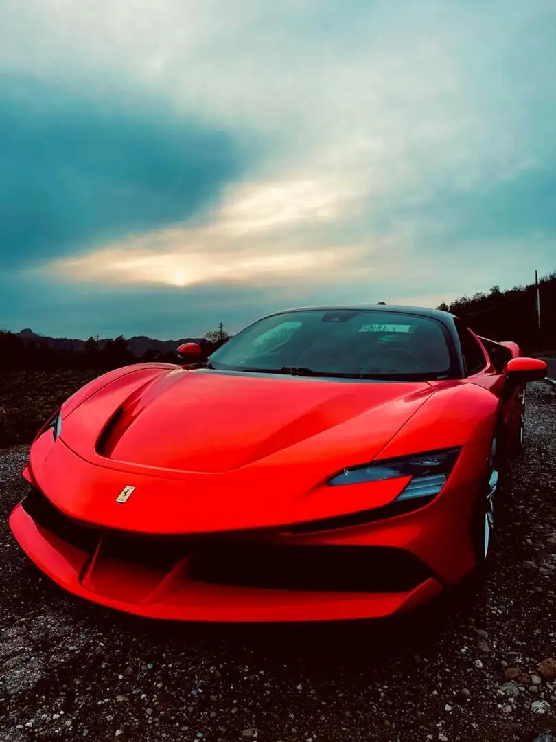 Ferrari SF90 Stradale - 1