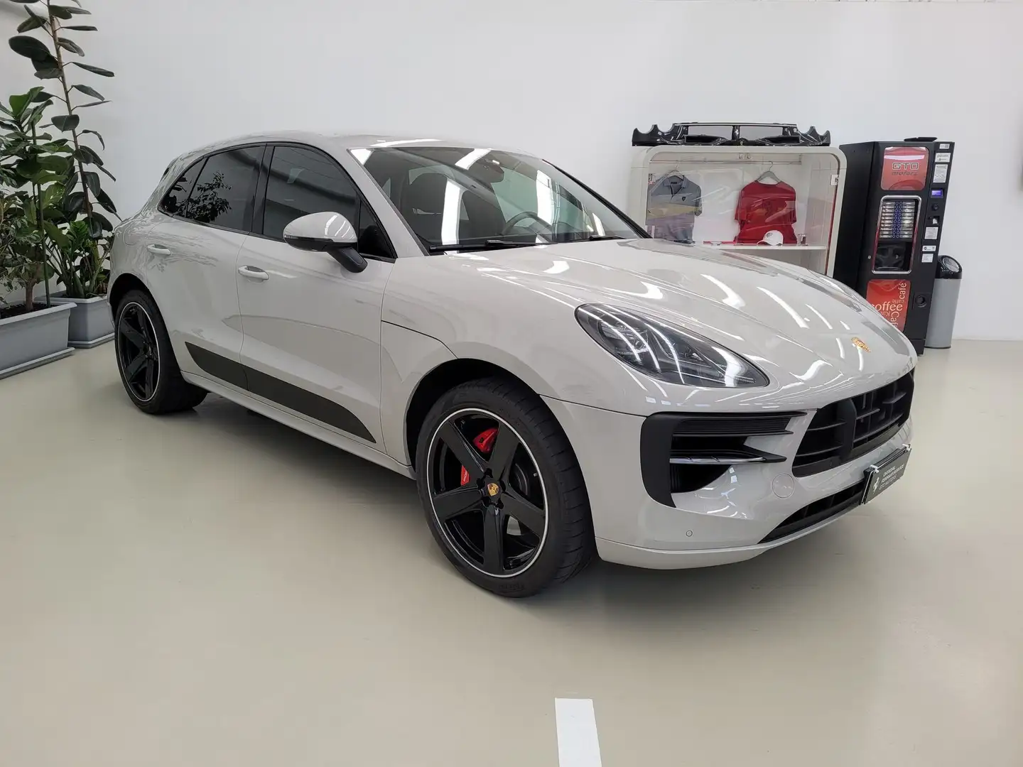 Porsche Macan GTS Grigio - 1
