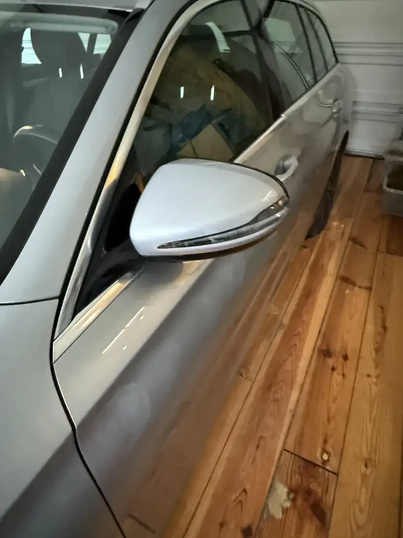 Mercedes-Benz E 220 d T 9G-TRONIC Avantgarde Zilver - 2