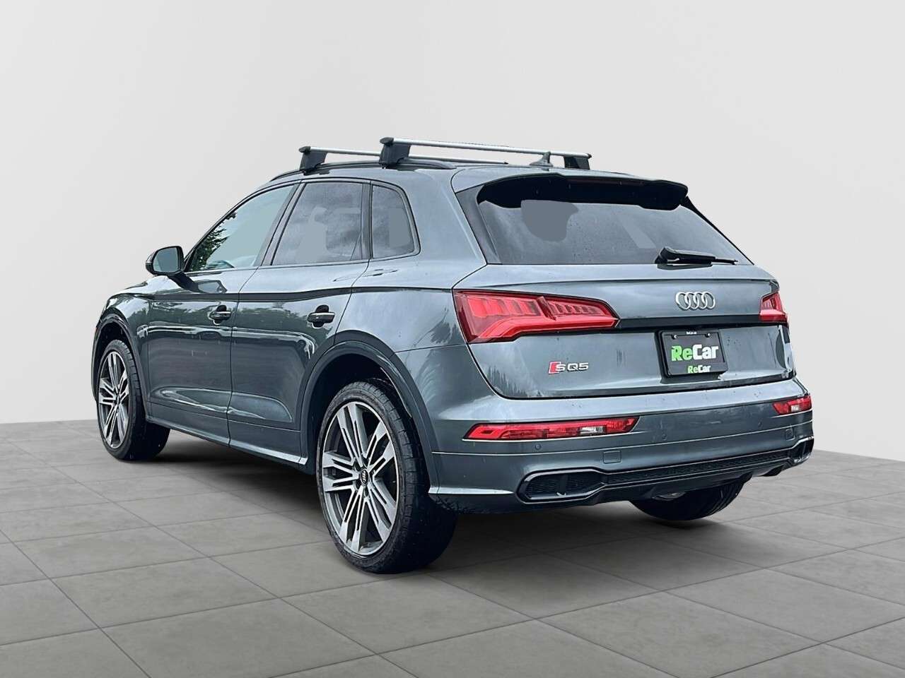 2019 Audi SQ5 3.0 Progressiv | Heated Red Leather | 360 Camera alt 4