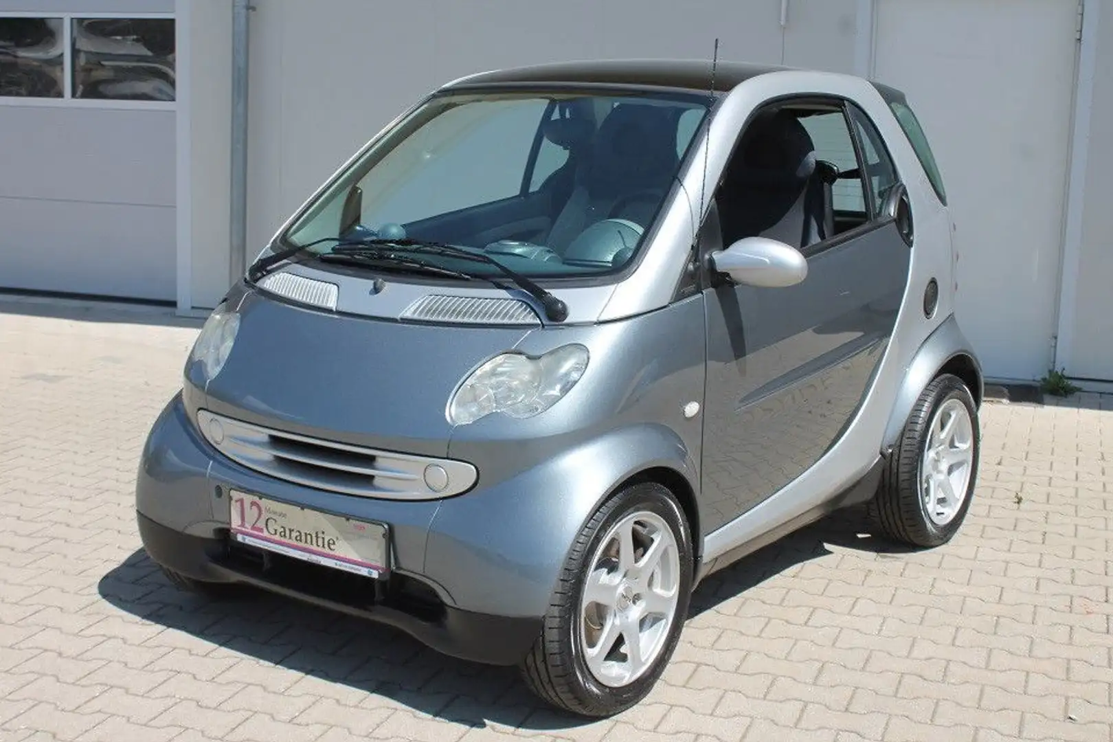 smart forTwo Tüv/Au neu,gepfl.,Panorma,Klima,Automatik Plateado - 2