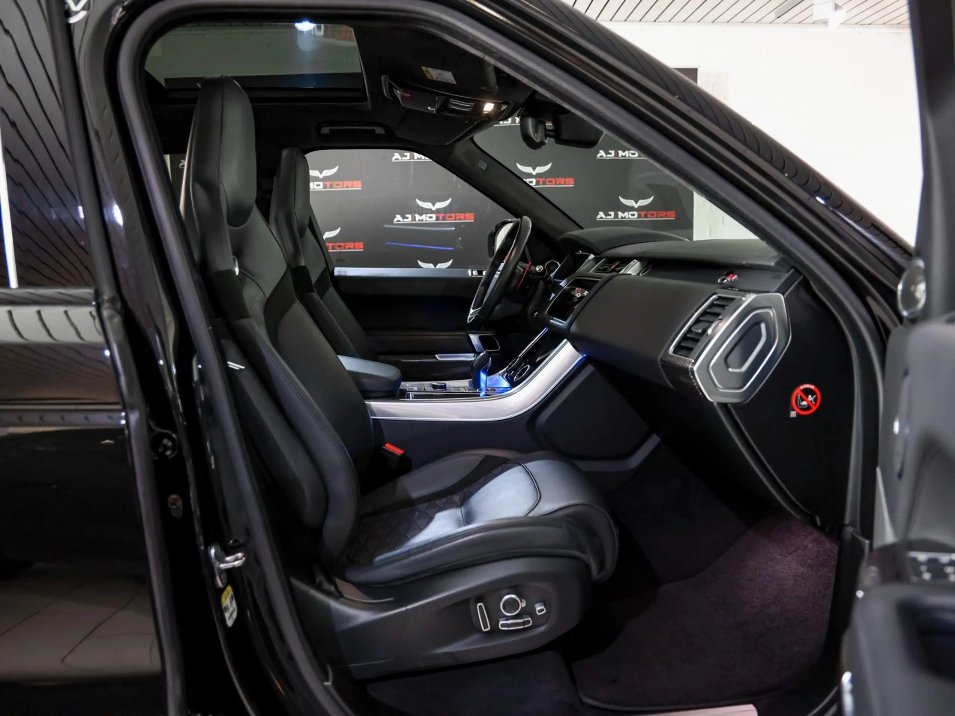 Land Rover Range Rover Sport SVR *CARBON-PANO-MERIDIAN-AHK* — photo 8