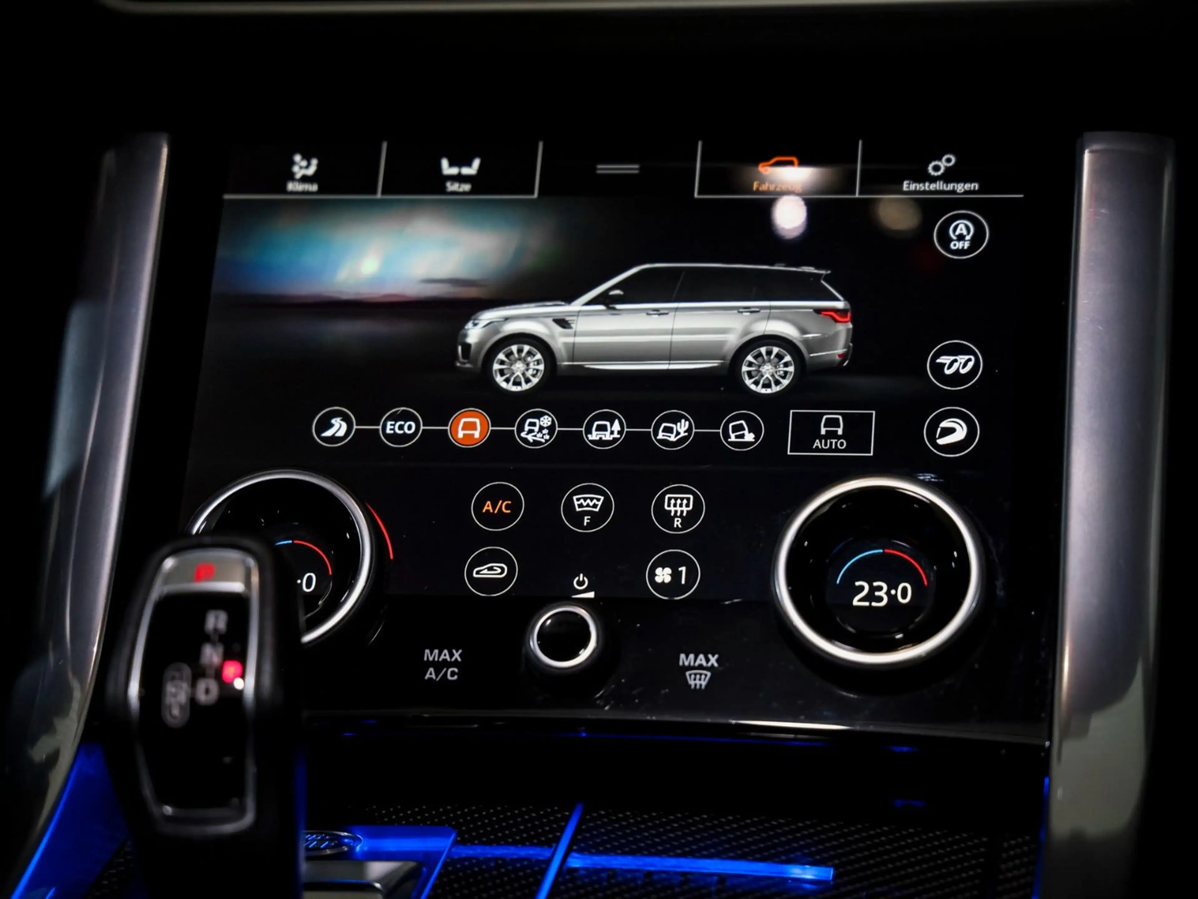 Land Rover Range Rover Sport SVR *CARBON-PANO-MERIDIAN-AHK* — photo 13