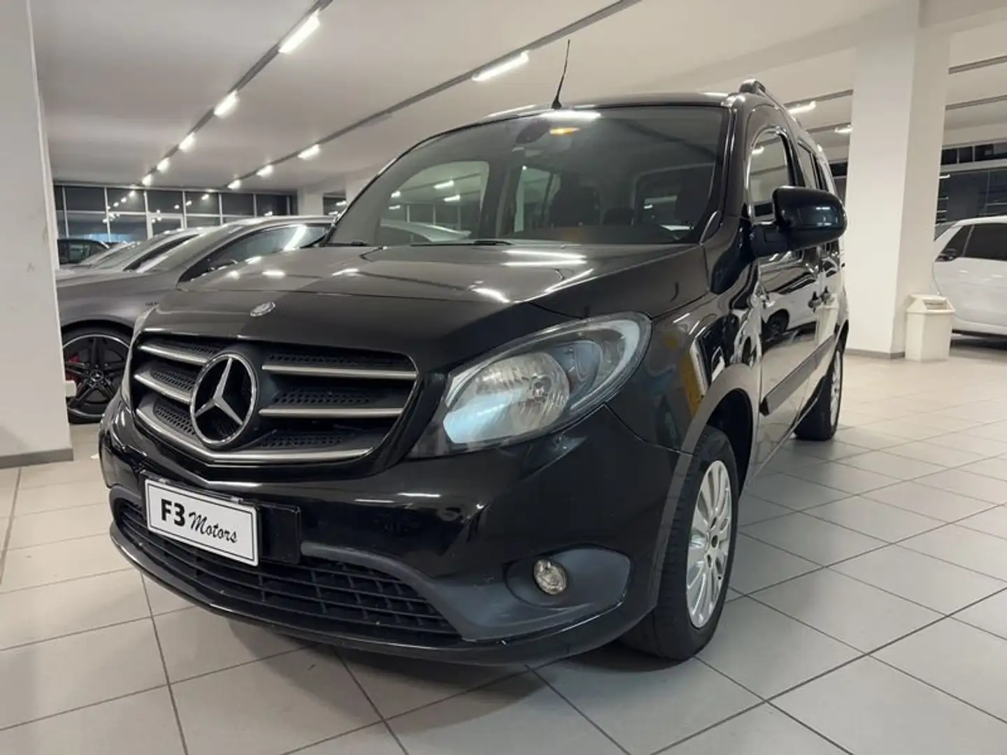 Mercedes-Benz Citan 1.5 111 CDI S&S Tourer Pro Business Nero - 1