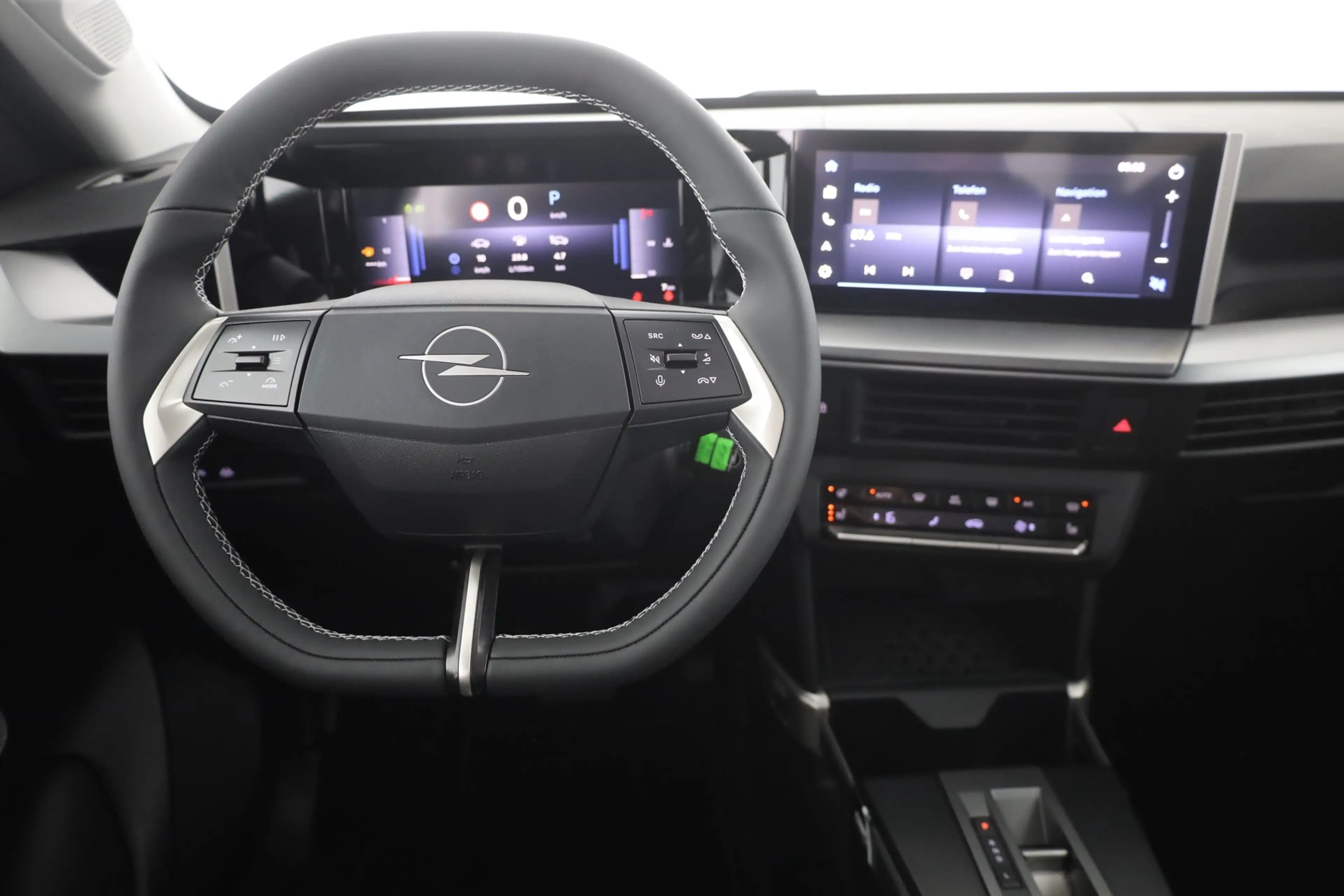 Opel Frontera 1.2 DI Turbo GS Hybrid Aut. LED Navi Kame — photo 10