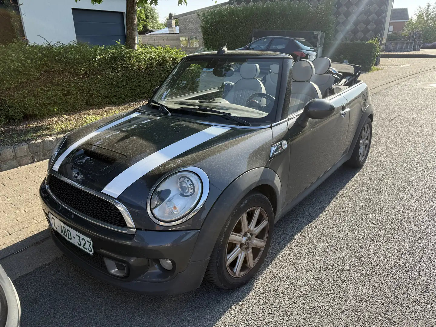 MINI Cooper SD Cabrio Mini Cabriolet 2.0 D Boite AUTOMATIQUE Xenon GPS Серый - 1