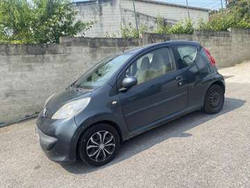 1.0i 12V  BERLINE Trendy PHASE 1