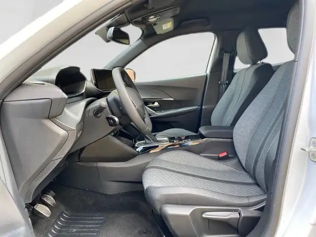 Peugeot 2008 view 7