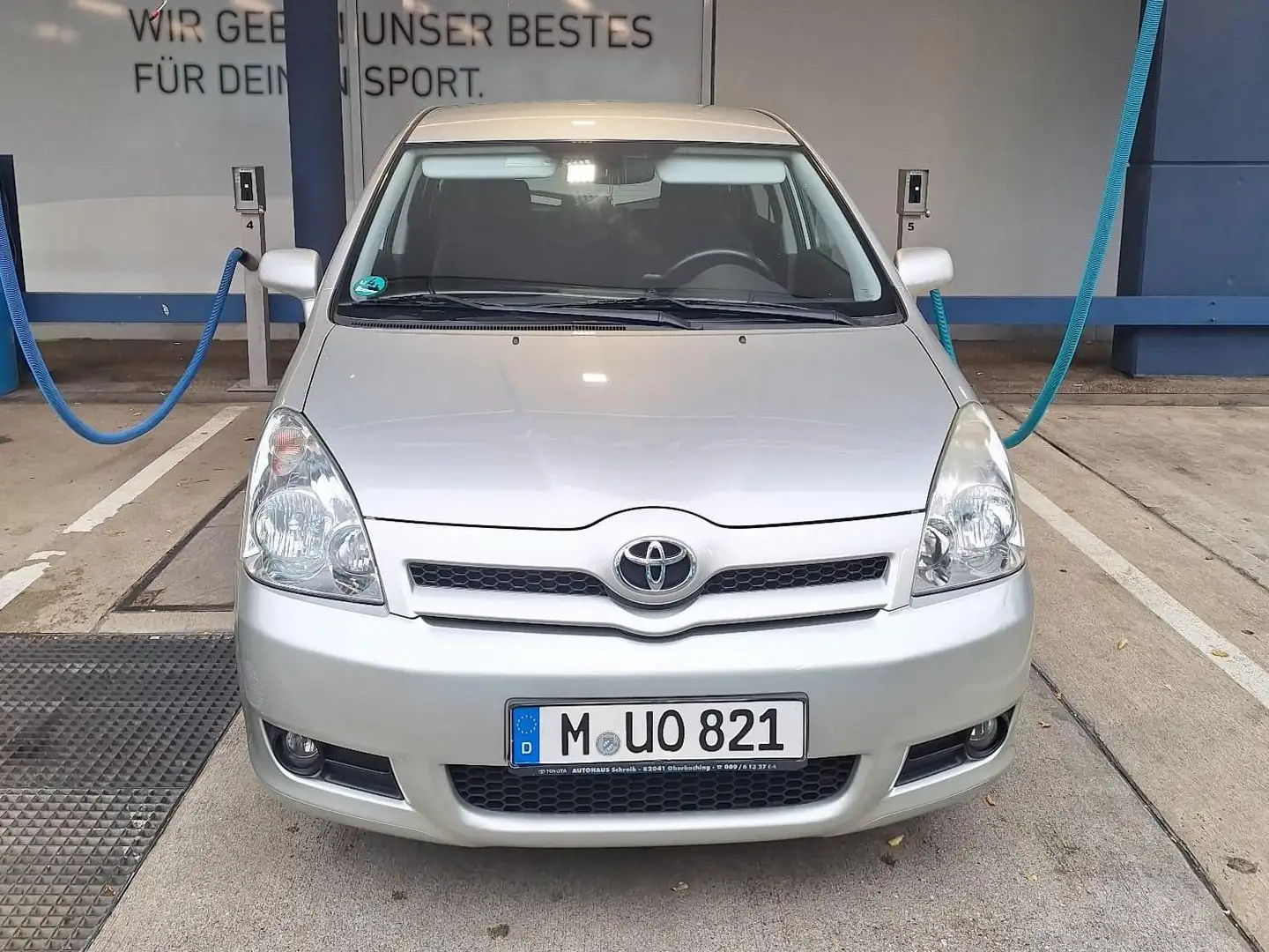 Toyota Corolla Verso Corolla Verso 1.8 Edition Silber - 1