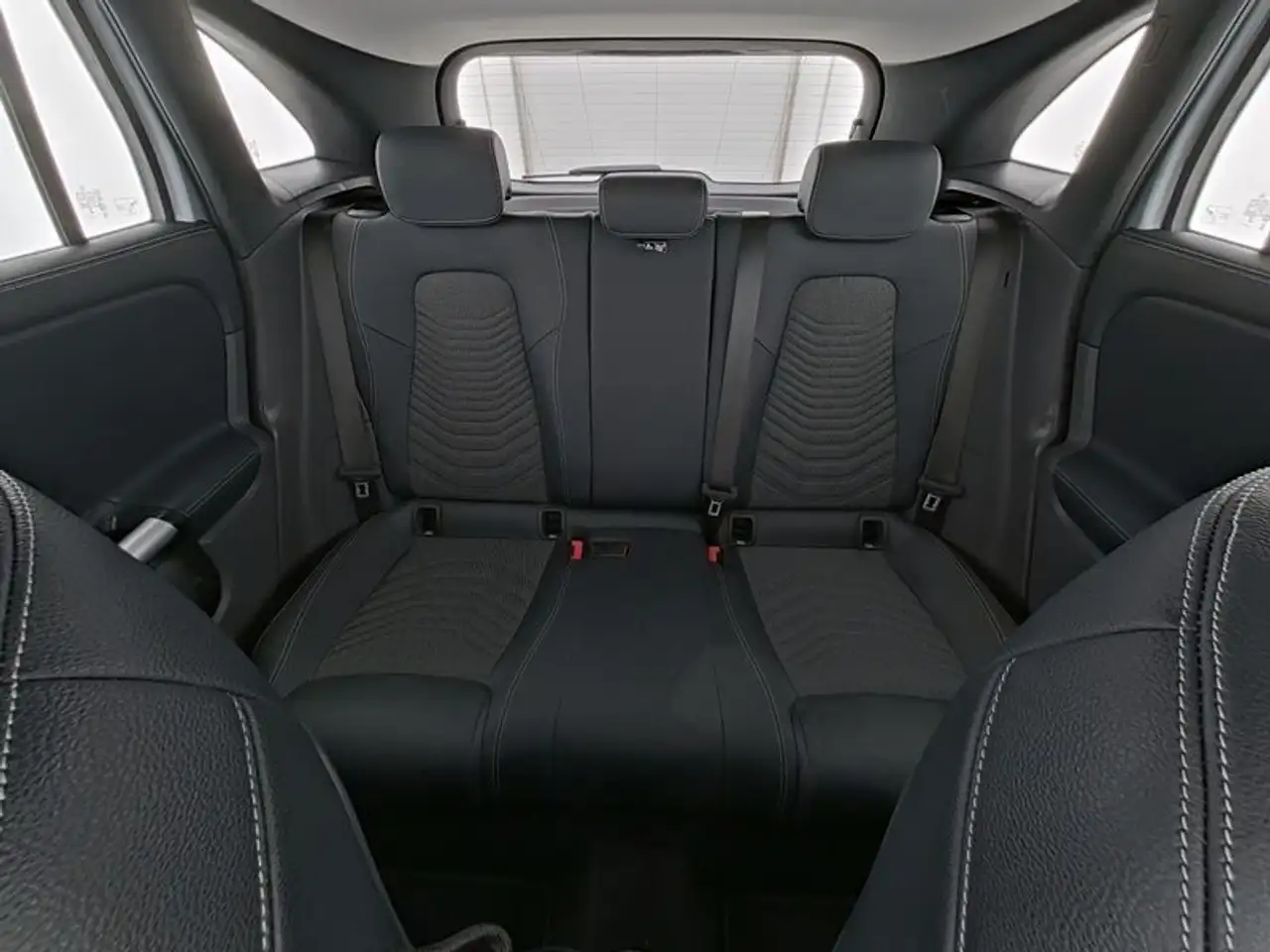 Mercedes-Benz GLA 200 PROGRESSIVE ADVANCED+KAMERA+WI-PAKET+18" 8
